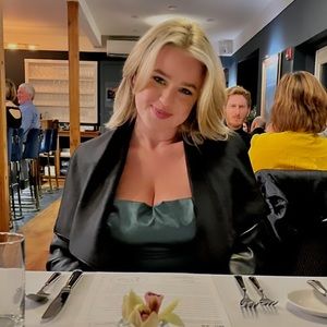 Meet your Posher, Kels